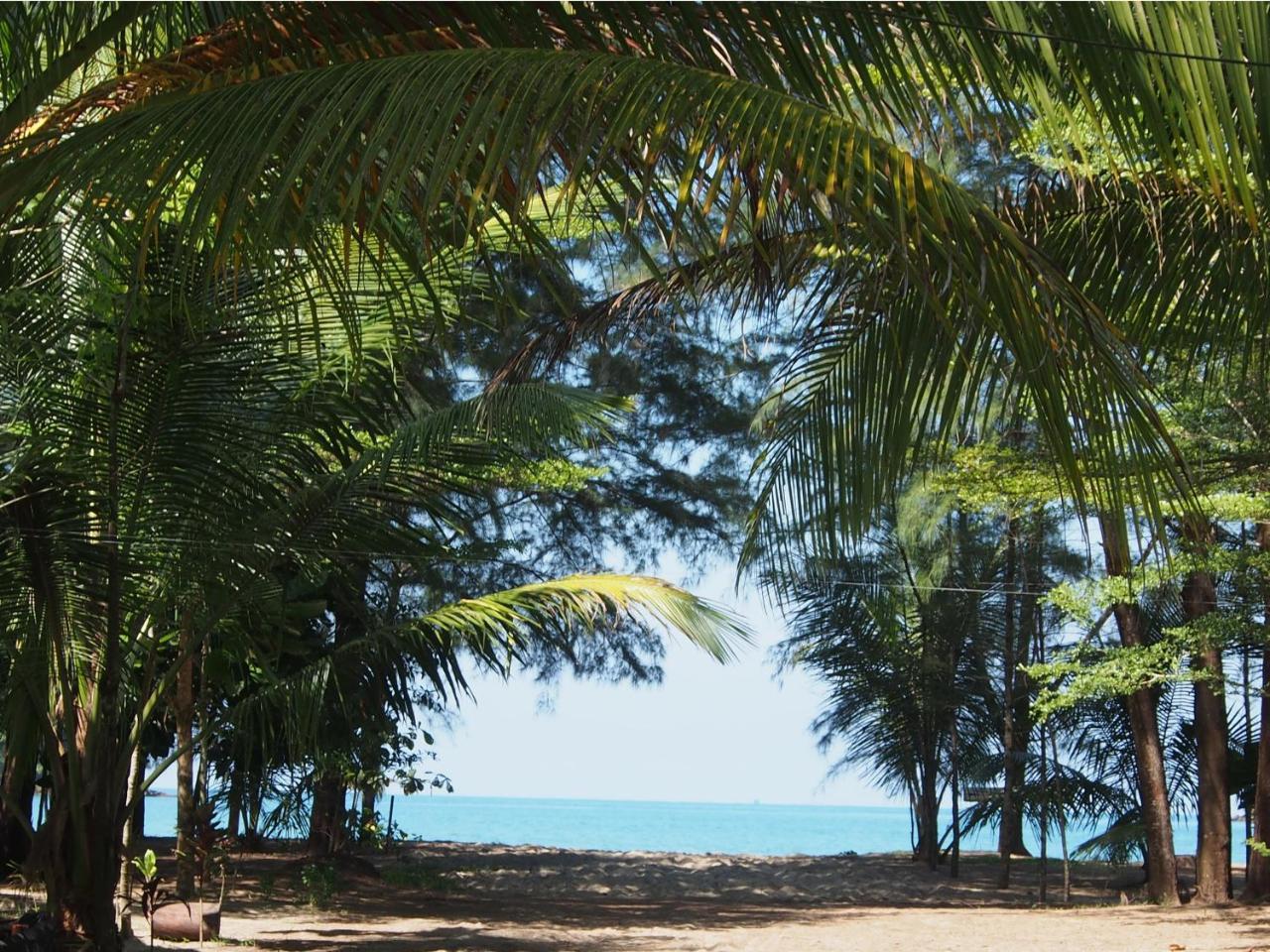 Sea Rounding Hotell Ko Phra Thong Eksteriør bilde